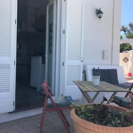 Apartment La Paranza E Giardino